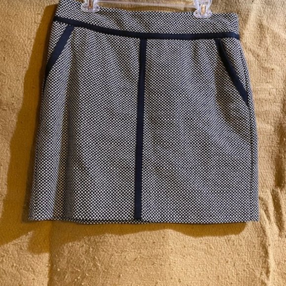 The Loft - Women's, size 10 skirt - Picture 2 of 3
